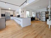 7 Zimmer Terrasse Garten inkl. Küche Wallbox Solarthermie