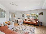 Light Filled, Cozy Home in a Prime Claremont Location