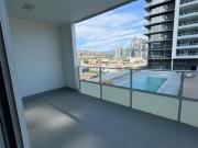 7th Floor – 1 Bedroom PLUS Large Den – NEW!