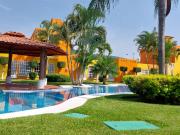 $800,000 PRECIOSO PIE DE CASA CON ALBERCA EN LAS GARZAS,...