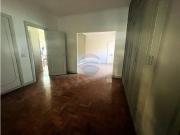 800 Área Útil Casa Alugar, 4 Dormitórios localizado em...