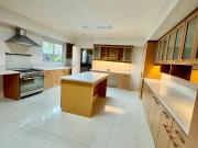 800 sqm 5BR House for Rent at Urdaneta Village, Makati City