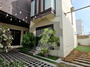 800 Square Yards Slightly Used Fully Furnished Super... 800 Square Yards Slightly Used Fully Furnished Super...