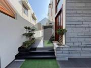 800 Yards Brand New super Luxury Designer Bungalow For Sale