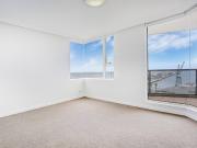 801/107 Beach Street