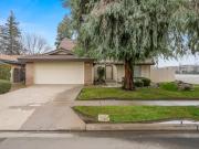 8020 N Angus St, Fresno, CA 93720