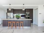 Contemporary Two Bedroom Apartment Perfect Location!