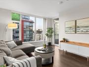 805 1 Ontario Street