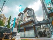 806/SQM Commercial Building for Rent at Tomas Morato,...