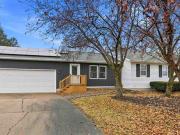 807 S 8th Ave, Washington, IA 52353