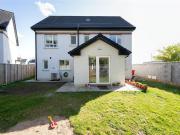 80 Cluain Cairn, Station Road, Carrigtwohill, Co. Cork... 80 Cluain Cairn, Station Road, Carrigtwohill, Co. Cork...