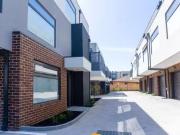 8/1102 Stud Road, Rowville, VIC 3178