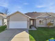 8115 Cheney Ridge Rd, Lincoln, NE 68516