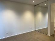 Australis: Fantastic Location!