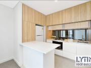 Luxury 2 Bedroom Apartment Oasis Designed by Crown |...