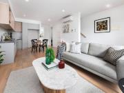 8/146 Beverley Street, Doncaster East VIC 3109 Townhouse...