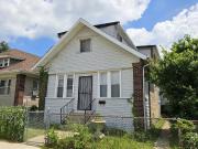 8151 S Bennett Ave, Chicago, IL 60617