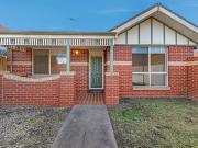 8/155 157 Oakleigh Road, Carnegie
