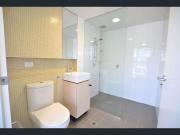 818/152 Sturt Street