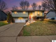 8202 Tucker St, Omaha, NE 68122