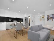8/21 23 Brighton Road, St Kilda VIC 3182