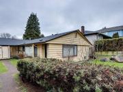 8271 Laurel Street Vancouver BC V6P 3V2 2 Bedroom...