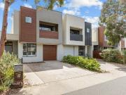 8/27 Dromana Ave, Bentleigh East VIC 3165 Townhouse For...