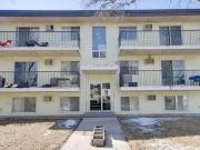 828 Empress Street 3 Regina SK S4T 5E1 Studio Apartment...