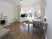 82HL Spacious 3 BED Maisonette in Mill Hill, NW7