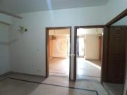 830 Ft² Flat for Rent