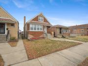 8389 S Baltimore Ave, Chicago, IL 60617 | Compass