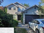 84 Huntington Park Drive Markham ON L3T 7C9 5 Bedroom...