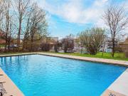 84 Runnymede Road 3 Bedroom Apartment for Rent at 84...