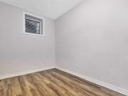 84 Russell Avenue 4 Bedroom Apartment for Rent at 84...