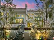 8562 W West Knoll Dr #10, West Hollywood, CA 90069