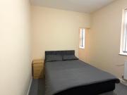 861B Stockport Road, Manchester M19, Room to rent, £900...