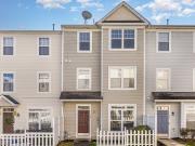 8620 Neuse Club Ln Apt 107, Raleigh, NC 27616