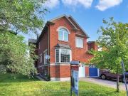 36 8 Townwood Drive, Richmond Hill | For Sale @ $998,000...