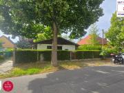 870 m² rechteckiges Grundstück mit Potenzial für 10...