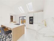 875,000 | 4 An Pairc Mor, Castlegar, Galway, Co. Galway...