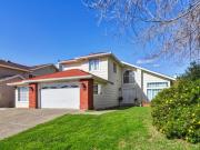 8775 Liscarney Way, Sacramento, CA 95828