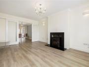 87 Mount Eagle View, Leopardstown, Dublin 18 Russell...
