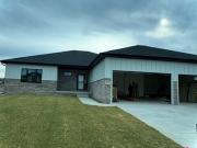 8825 Ranch Gate Rd, Lincoln, NE 68520