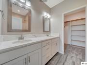 8904 S 47th St, Lincoln, NE 68516