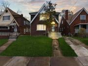 8916 Mendota St, Detroit, MI 48204