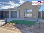 8/92 Brandis Road, Munno Para West, SA 5115