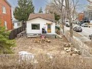 8965 Av. Pierre De Coubertin, Montréal Mercier/Hochelaga...