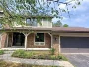 89 Greencastle Lane, Amherst, NY 14221