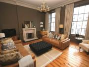 8 2F1 Atholl Place, New Town