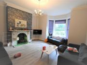 8 bed Detached to rent in Leeds West Yorkshire, LS6,...